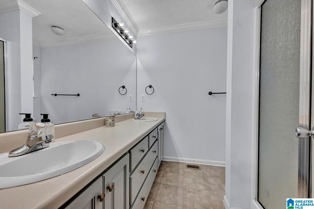 2559 CORNER ROAD, Warrior, AL 35180