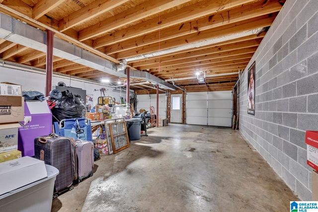 2559 CORNER ROAD, Warrior, AL 35180