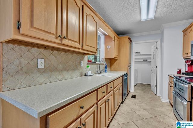 2559 CORNER ROAD, Warrior, AL 35180