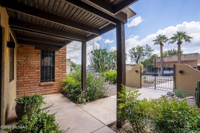 8 Camino Otero, Tubac, AZ 85646