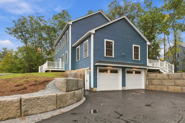 2 Blaisdell Court, Raymond, NH 03077