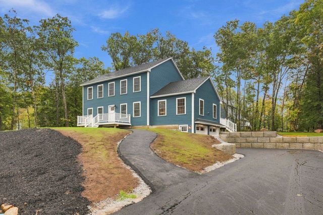 2 Blaisdell Court, Raymond, NH 03077