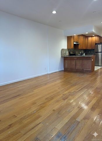4033 191st Street Floor 1, Flushing, NY 11358