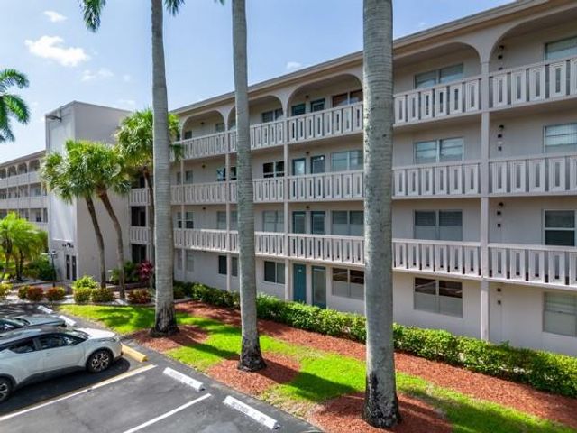 2004 Granada Drive K2, Coconut Creek, FL 33066