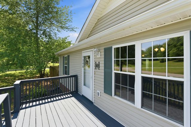 1346 Shahan Rd, Ashland City, TN 37015