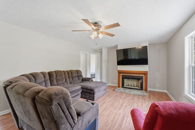1346 Shahan Rd, Ashland City, TN 37015