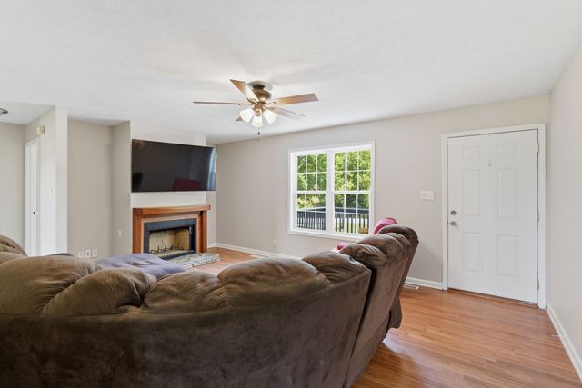 1346 Shahan Rd, Ashland City, TN 37015