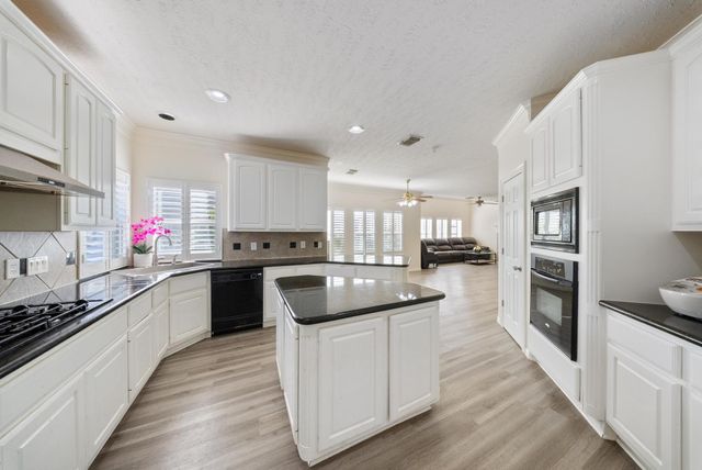 14407 Brentshire Lane, Houston, TX 77069