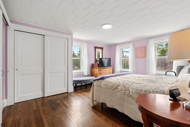 180 Plain St, Marshfield, MA 02050
