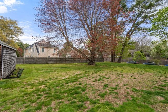 180 Plain St, Marshfield, MA 02050
