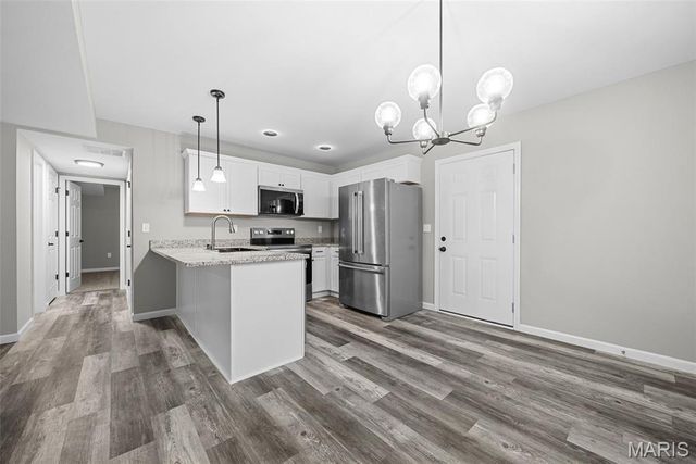 203 Jimmy H Drive, Jonesburg, MO 63351