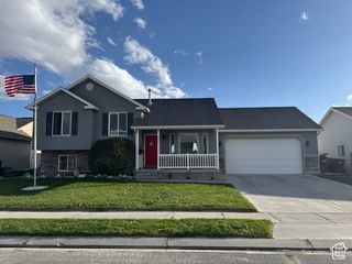 2066 E EASTER DR, Eagle Mountain, UT 84005