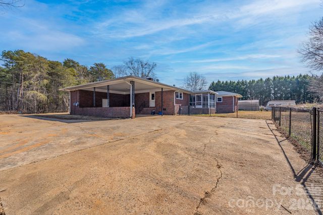 3439 Filbert Highway, Clover, SC 29710