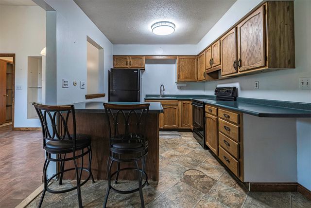 2225 SALTSMAN Road, Erie, PA 16510