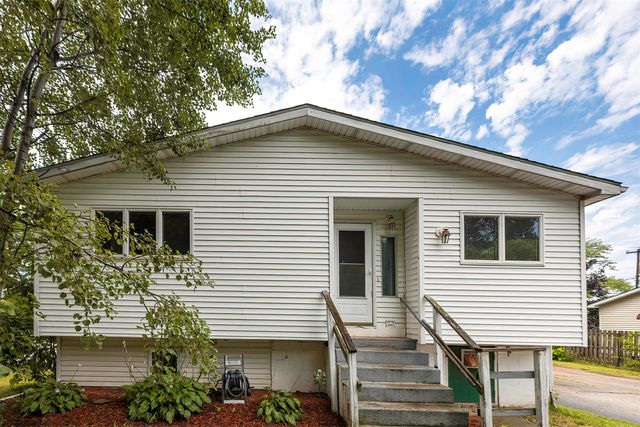 2225 SALTSMAN Road, Erie, PA 16510