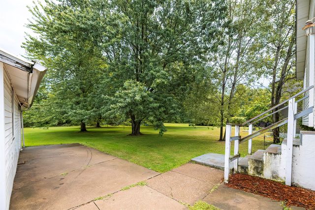 2225 SALTSMAN Road, Erie, PA 16510