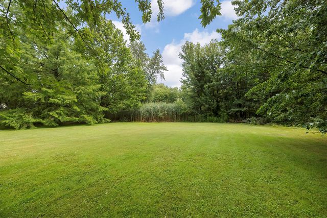 2225 SALTSMAN Road, Erie, PA 16510