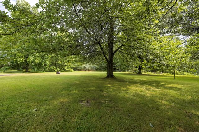 2225 SALTSMAN Road, Erie, PA 16510