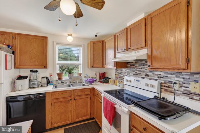 5821 ROBIN ST, Mount Jackson, VA 22842