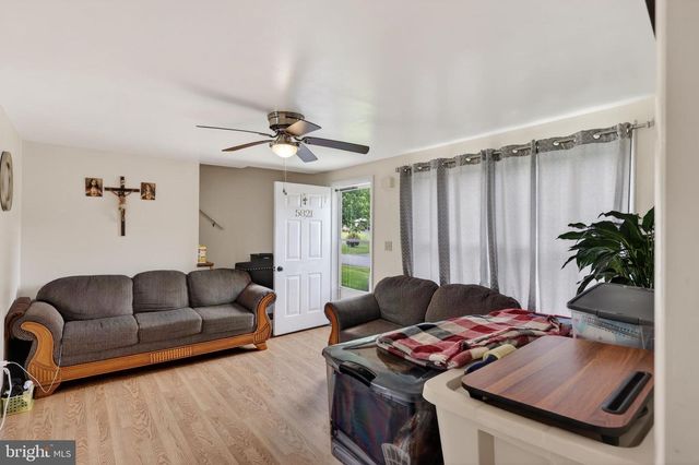 5821 ROBIN ST, Mount Jackson, VA 22842