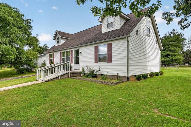 5821 ROBIN ST, Mount Jackson, VA 22842