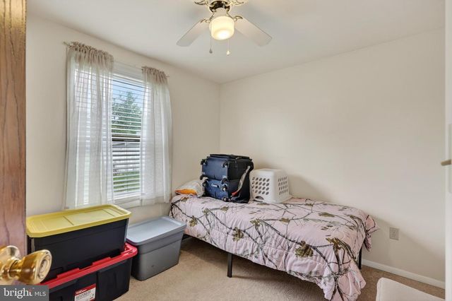 5821 ROBIN ST, Mount Jackson, VA 22842