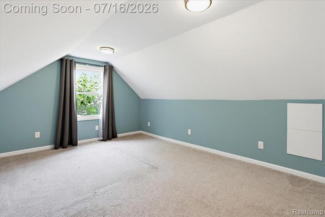 1657 W Troy Street, Ferndale, MI 48220
