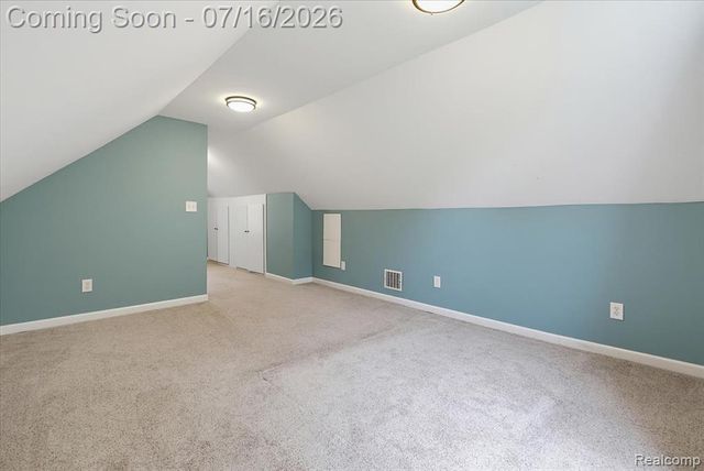 1657 W Troy Street, Ferndale, MI 48220