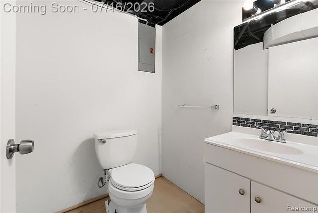 1657 W Troy Street, Ferndale, MI 48220
