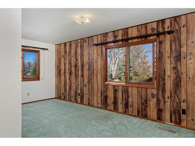 570 W Ash St, Louisville, CO 80027