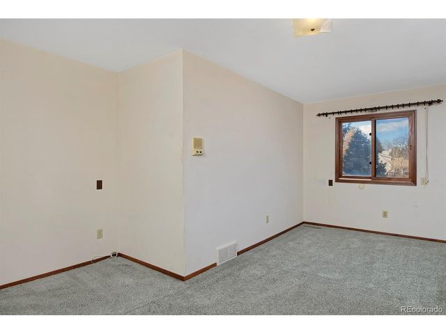 570 W Ash St, Louisville, CO 80027