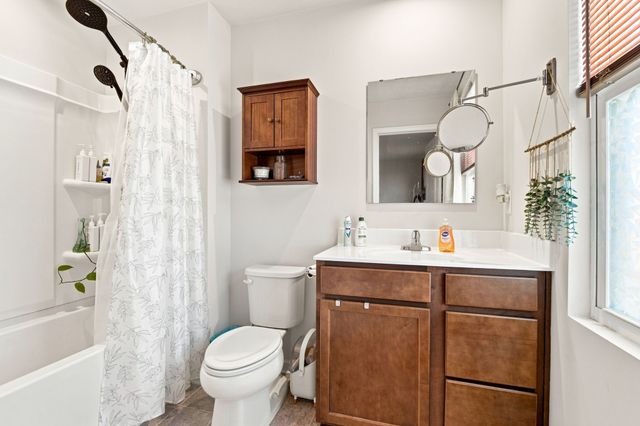 5409 Walnut Chase Dr, Christiana, TN 37037
