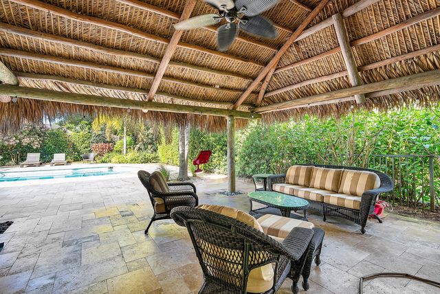 10893 Gleneagles Road, Boynton Beach, FL 33436