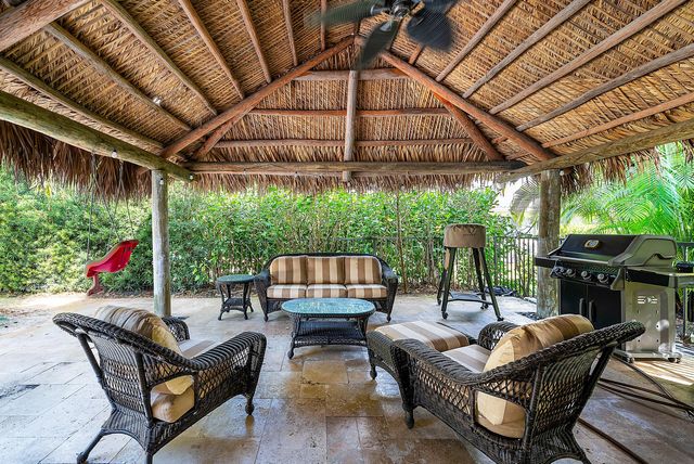 10893 Gleneagles Road, Boynton Beach, FL 33436