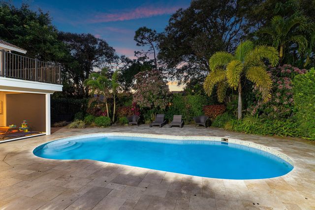 10893 Gleneagles Road, Boynton Beach, FL 33436