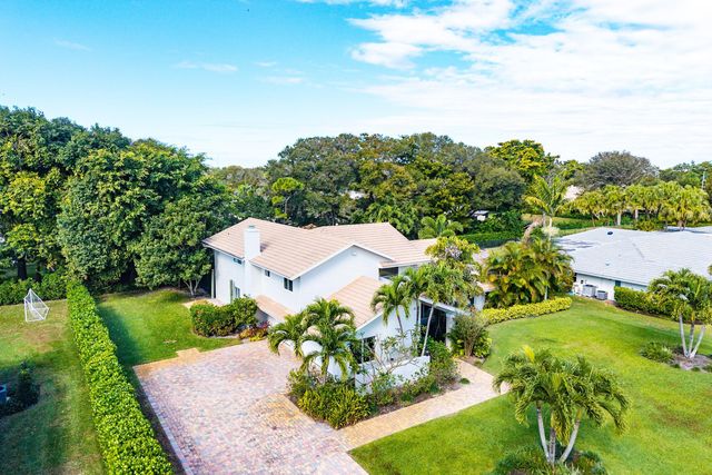 10893 Gleneagles Road, Boynton Beach, FL 33436