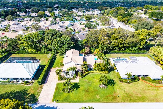 10893 Gleneagles Road, Boynton Beach, FL 33436