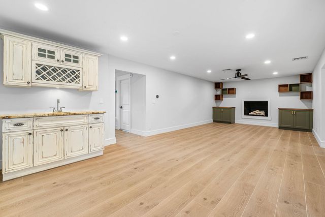 10893 Gleneagles Road, Boynton Beach, FL 33436