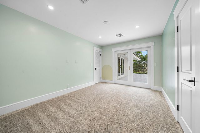 10893 Gleneagles Road, Boynton Beach, FL 33436