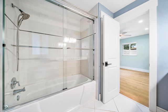 10893 Gleneagles Road, Boynton Beach, FL 33436