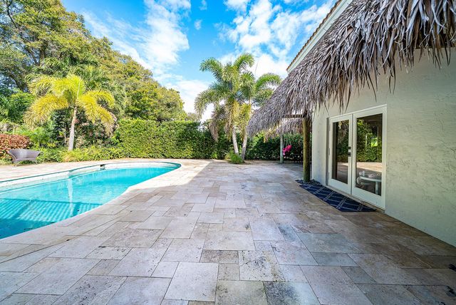 10893 Gleneagles Road, Boynton Beach, FL 33436