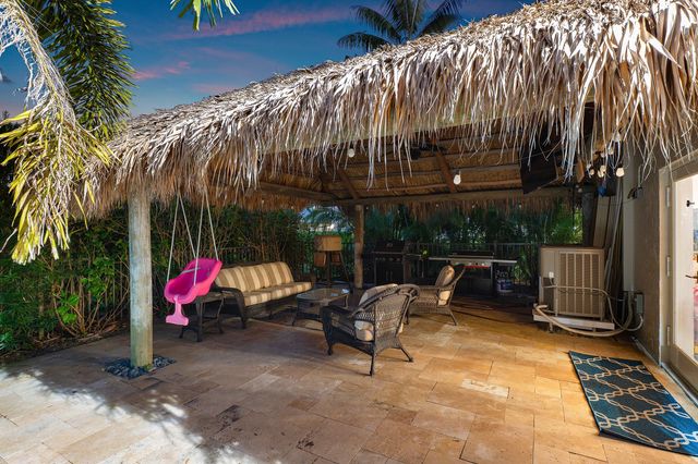 10893 Gleneagles Road, Boynton Beach, FL 33436