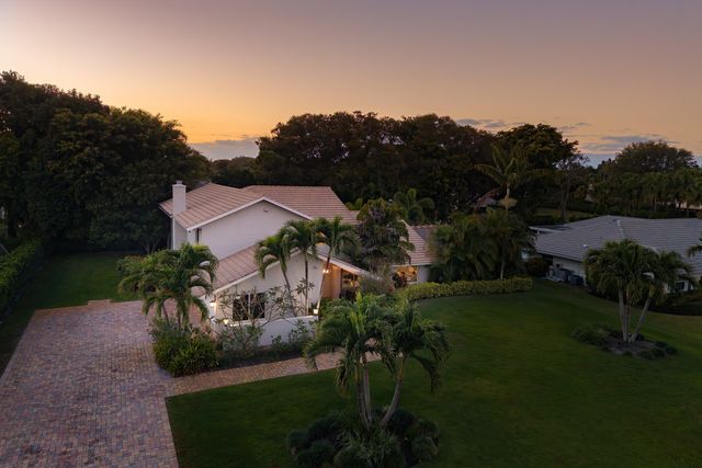 10893 Gleneagles Road, Boynton Beach, FL 33436