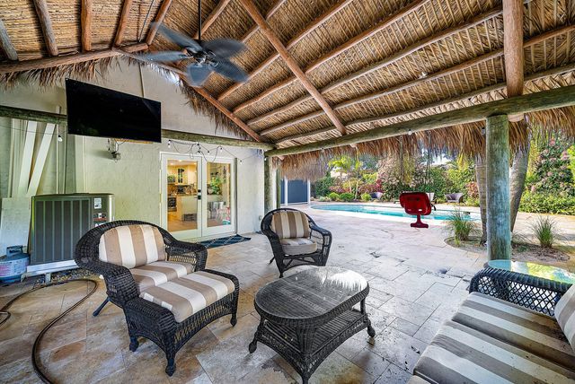 10893 Gleneagles Road, Boynton Beach, FL 33436