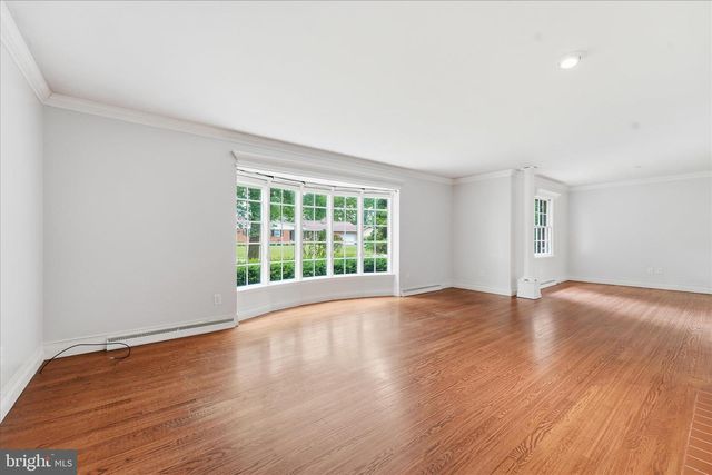 13028 WOODBURN DR, Hagerstown, MD 21742