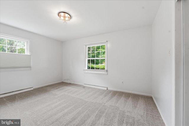 13028 WOODBURN DR, Hagerstown, MD 21742