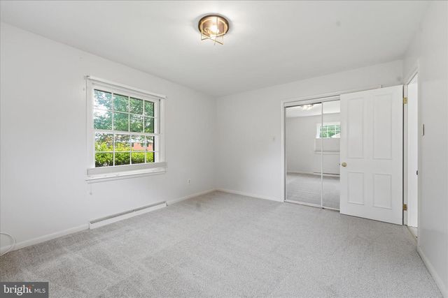 13028 WOODBURN DR, Hagerstown, MD 21742
