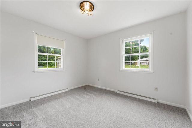 13028 WOODBURN DR, Hagerstown, MD 21742