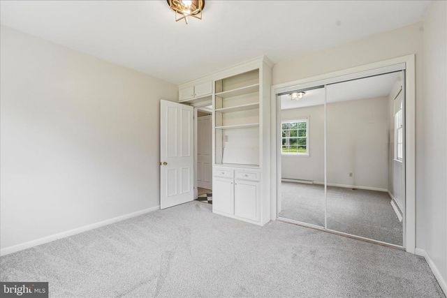13028 WOODBURN DR, Hagerstown, MD 21742
