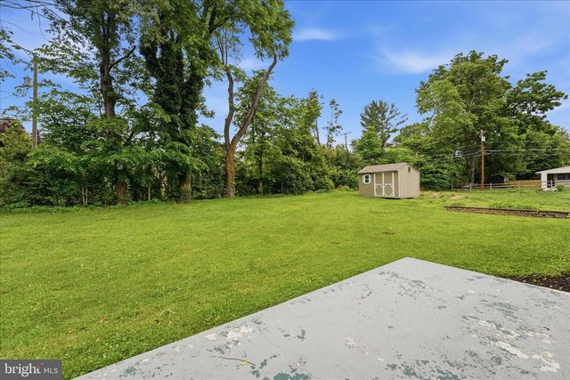 13028 WOODBURN DR, Hagerstown, MD 21742